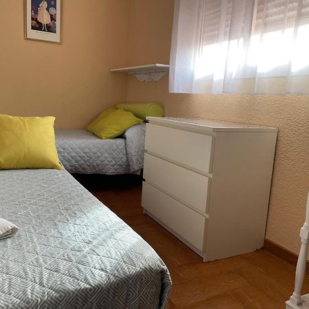 Familia Anfitriona Acoge Διαμέρισμα Σεβίλλη Εξωτερικό φωτογραφία